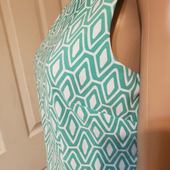 NEW! Mario Serrani Sleeveless Shift Dress- 8 - Picture 9 of 13